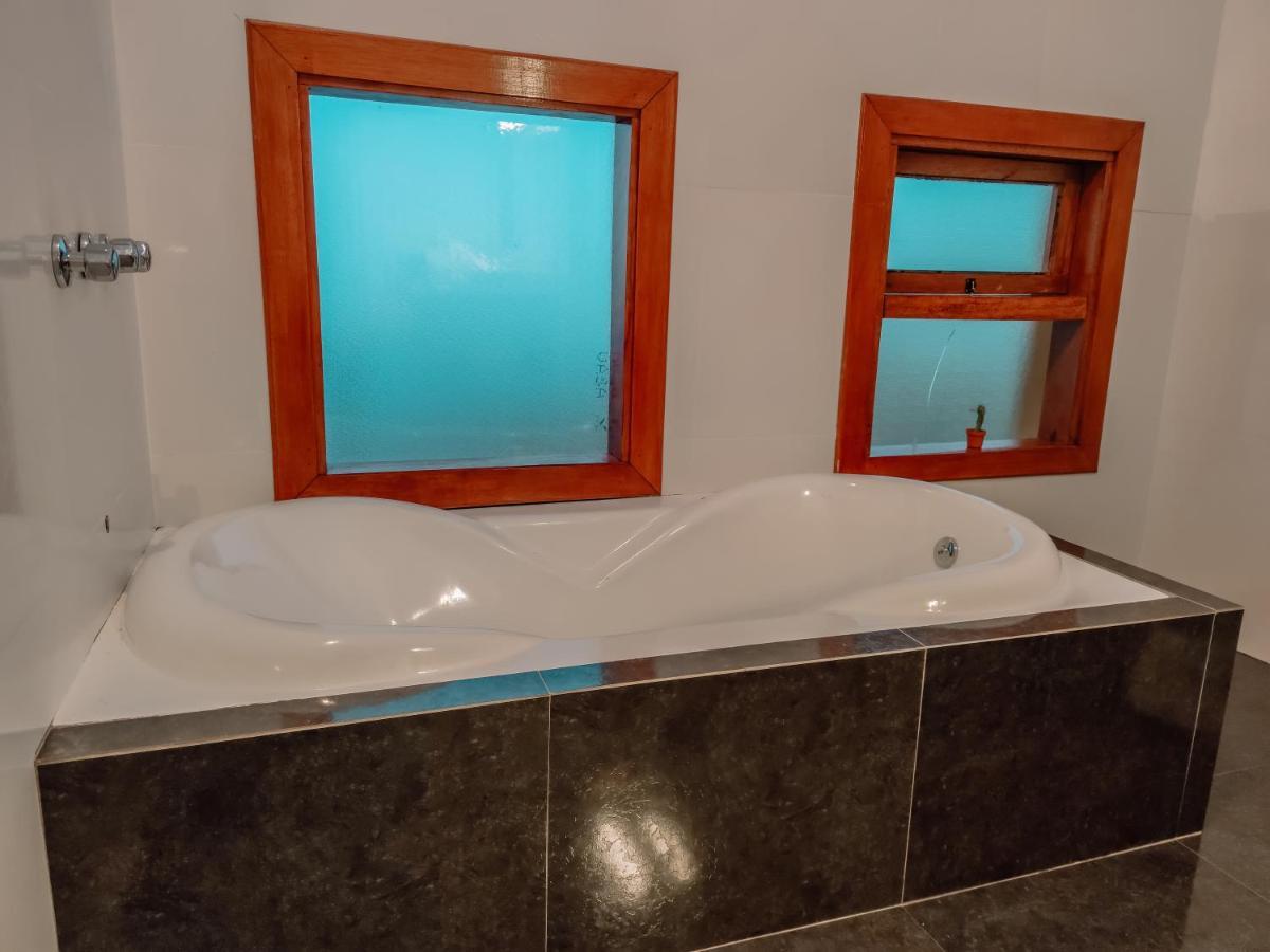 Ecolodge K'Arasirca Comunidad Yumani المظهر الخارجي الصورة