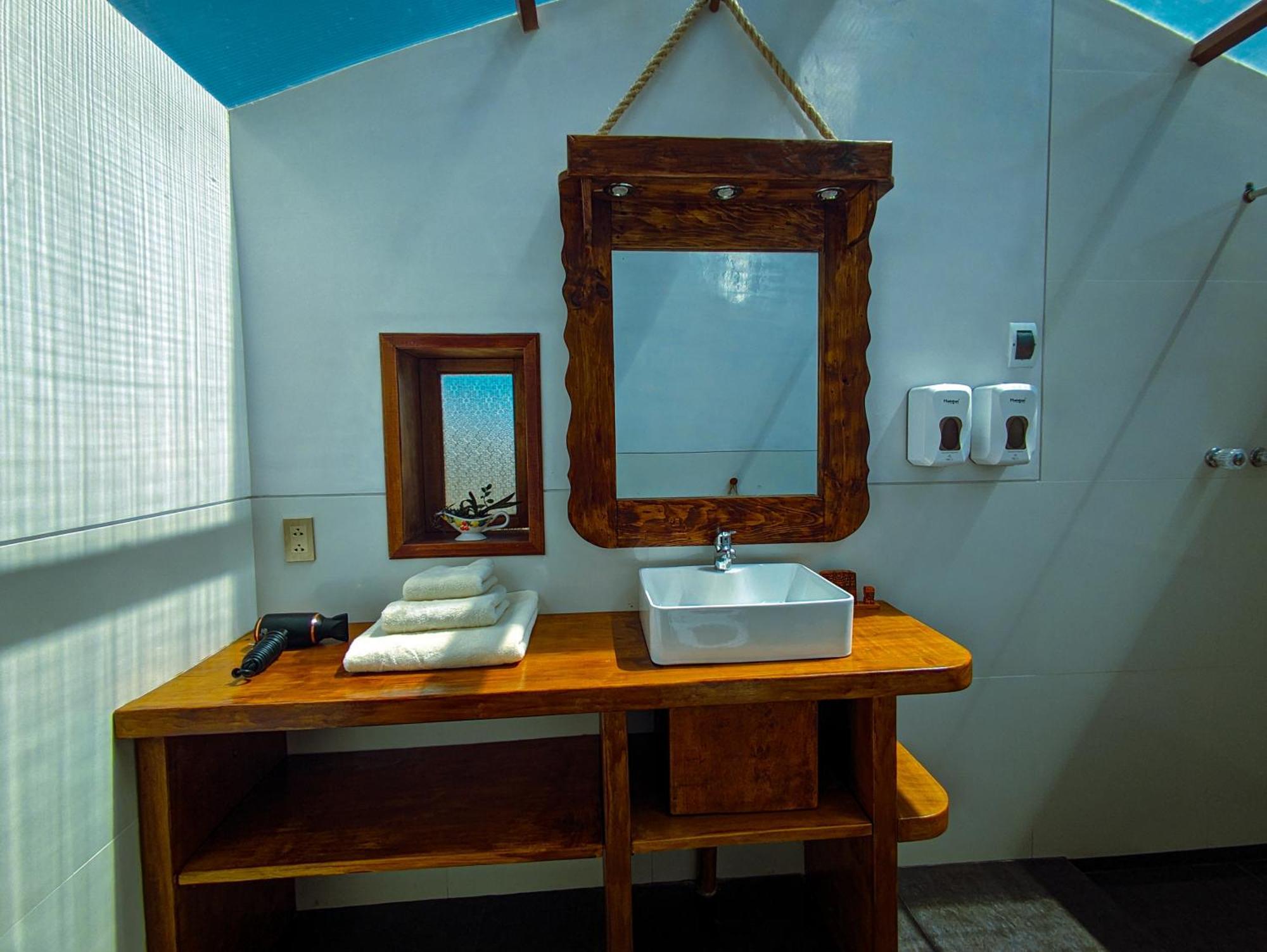 Ecolodge K'Arasirca Comunidad Yumani المظهر الخارجي الصورة